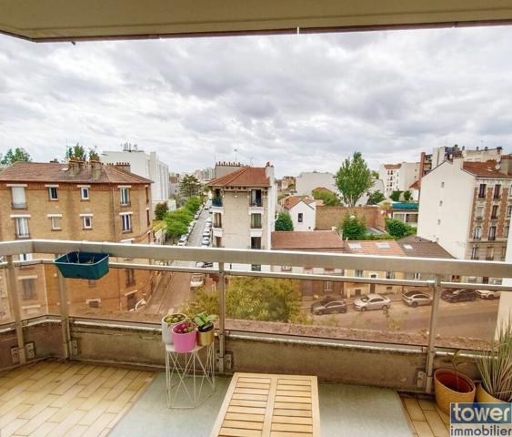 Rare appartement avec balcon proximité Mairie LILAS