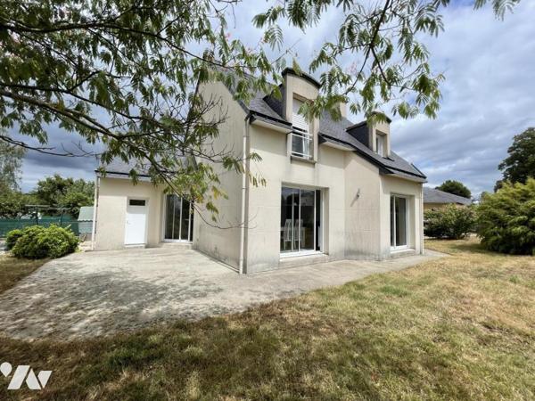 LOCMINE proche du centre ville maison de 2007 avec 4 chambres sur 741 m²
