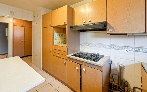 Appartement à vendre    5 pièces • 103,17 m2 Paris 20