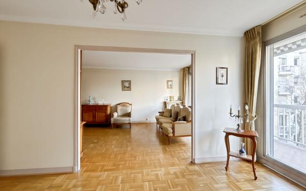 Appartement à vendre    5 pièces • 103,17 m2 Paris 20