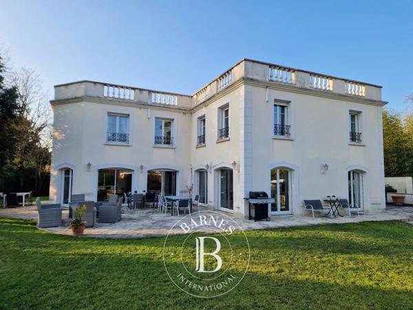 Saint-Gratien, Maison 6 Chambres -  427 m² à vendre