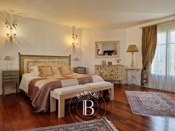 Saint-Gratien, Maison 6 Chambres -  427 m² à vendre