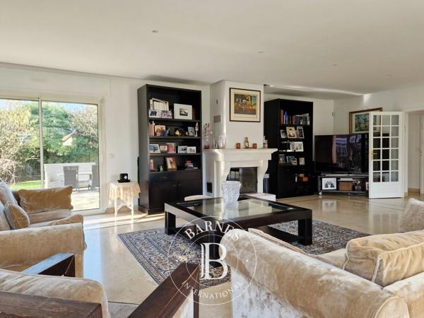 Saint-Gratien, Maison 6 Chambres -  427 m² à vendre
