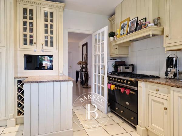 Saint-Gratien, Maison 6 Chambres -  427 m² à vendre