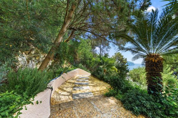 Vente Appartement de luxe Villefranche-sur-Mer 3 Pièces 89 m²