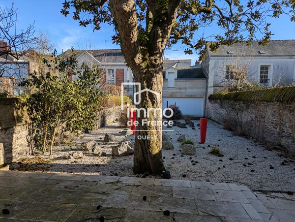 Quartier Lycée Appartement d'exception dans un hôtel particulier