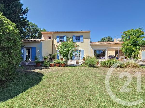 Maison à vendre  9 pièces - 225,80 m2 ST MARTIN DE CRAU - 13