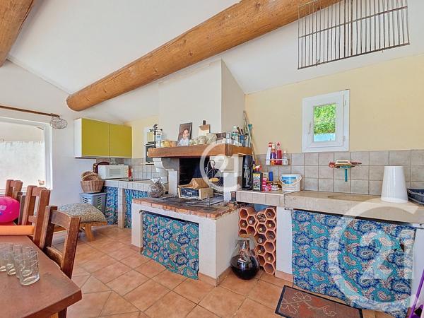 Maison à vendre  9 pièces - 225,80 m2 ST MARTIN DE CRAU - 13