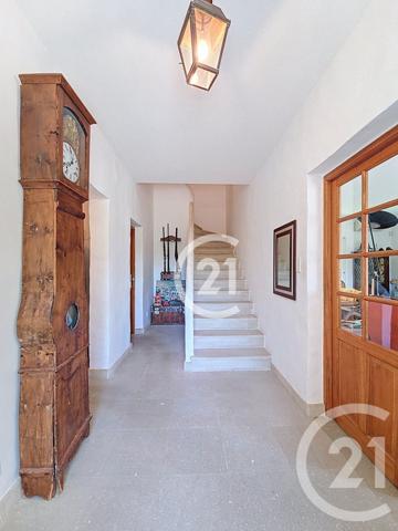 Maison à vendre  9 pièces - 225,80 m2 ST MARTIN DE CRAU - 13