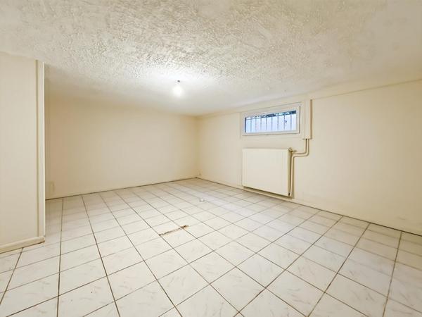 Maison à fort potentiel - 146m² habitables + garage 53m² - quartier des demoiselles