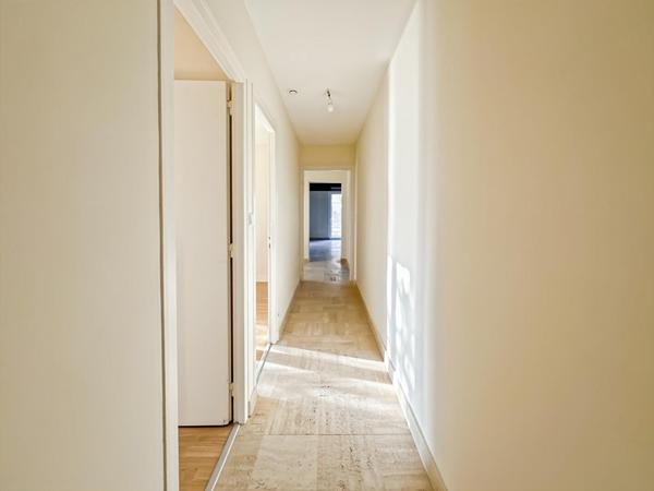 Maison à fort potentiel - 146m² habitables + garage 53m² - quartier des demoiselles