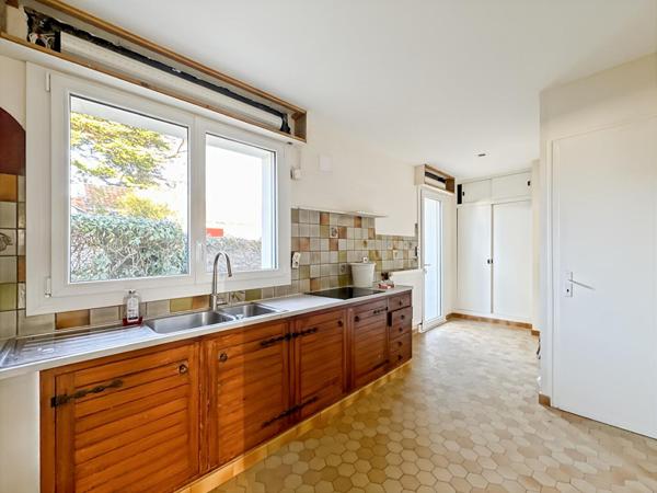 Maison à fort potentiel - 146m² habitables + garage 53m² - quartier des demoiselles