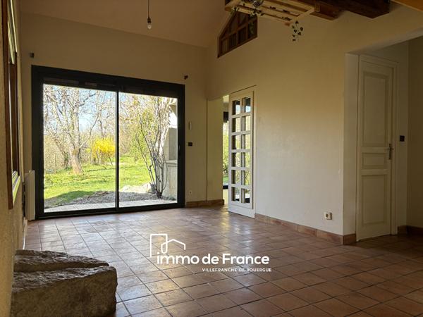 Maison en pierre avec terrain