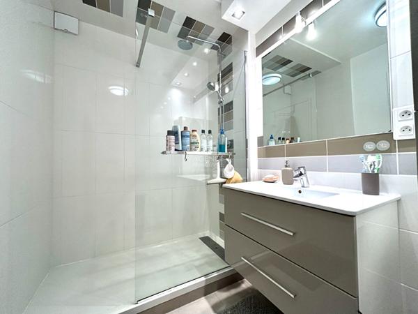 Appartement Poissy 3 pièce(s) 63 m2 €197 000 ** - Référence 9197