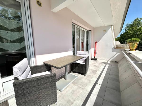 Appartement Poissy 3 pièce(s) 63 m2 €197 000 ** - Référence 9197