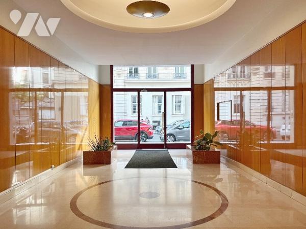 Studio au calme avec coin nuit de 36,39 m² à vendre - Paris 16 (75016)