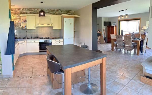 Maison à SAINT-MELOIR-DES-ONDES, 35350 - 6 pièces 140m²