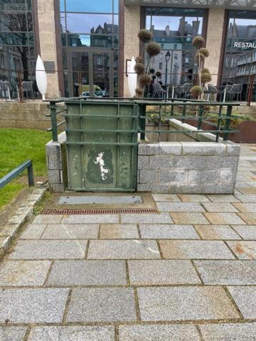 Garage - Parking à louer à Saint-Malo en Ille-et-Vilaine (35400), ref : 35104-L119   
Intra-Muros