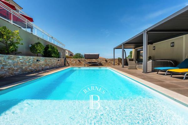 Biguglia, Villa 4 Chambres -  348 m² à vendre
