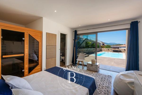 Biguglia, Villa 4 Chambres -  348 m² à vendre