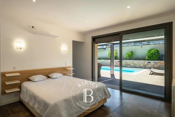 Biguglia, Villa 4 Chambres -  348 m² à vendre