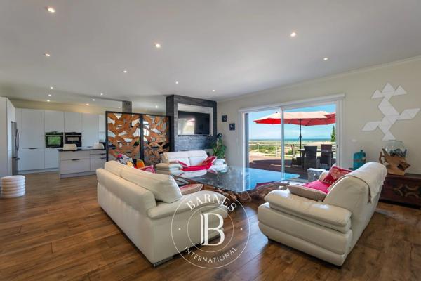 Biguglia, Villa 4 Chambres -  348 m² à vendre