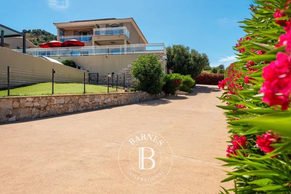 Biguglia, Villa 4 Chambres -  348 m² à vendre
