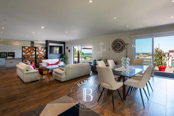 Biguglia, Villa 4 Chambres -  348 m² à vendre