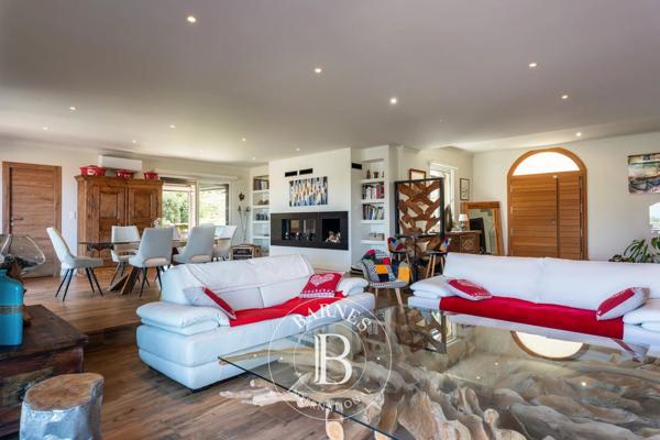 Biguglia, Villa 4 Chambres -  348 m² à vendre