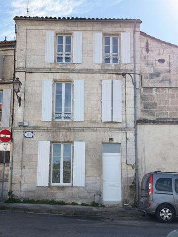 Maison coup de cœur, cosy, lumineuse et meublée, avec vue panoramique