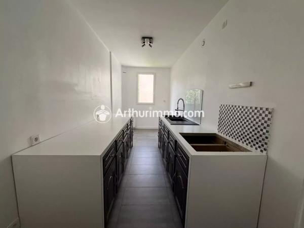 Location Appartement 4 pièces 83 m2 à Savigny-le-Temple