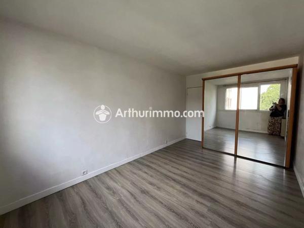 Location Appartement 4 pièces 83 m2 à Savigny-le-Temple