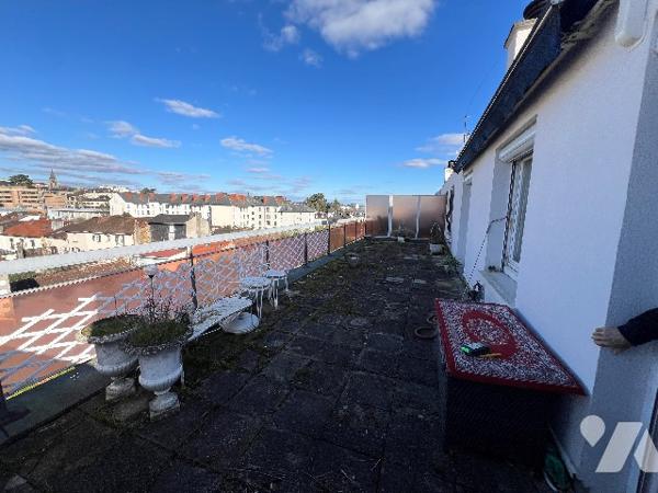Type 4 situé au 4éme et dernier étage avec terrasse de 40 m²