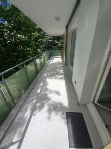 Bordeaux, rue colette T4 au pied du tram