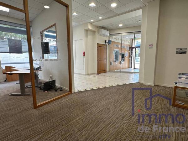 Immeuble Place Fourneyron