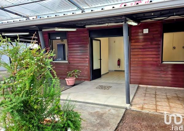 Location boutique/local commercial 33 m² Saint-Louis