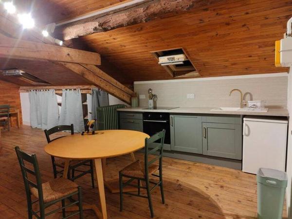 Appartement 1 pièce                                        - 42000 Saint-Étienne Réf : 11775