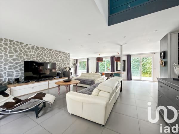 Maison à vendre 7 pièces 197 m² Santeny