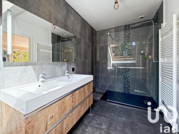 Maison à vendre 7 pièces 197 m² Santeny