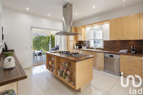 Maison à vendre 8 pièces 300 m² Saint-Raphaël