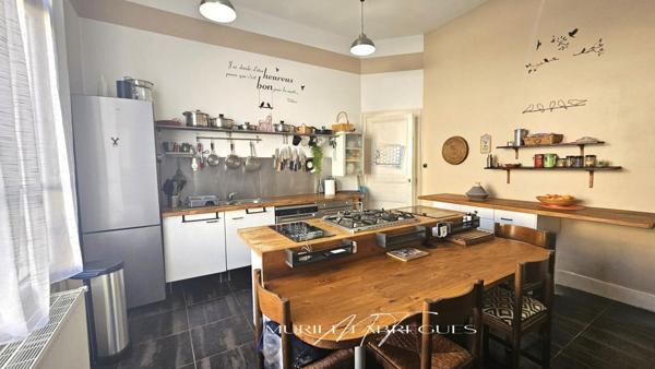 Maison de Maître de 553 m2, piscine chauffée, parc