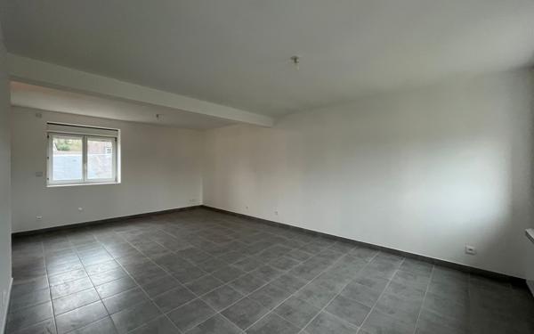Appartement à louer    3 pièces • 81,88 m2 Rugles