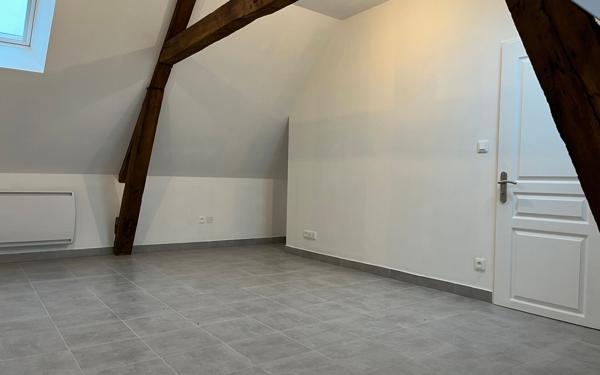Appartement à louer    3 pièces • 81,88 m2 Rugles