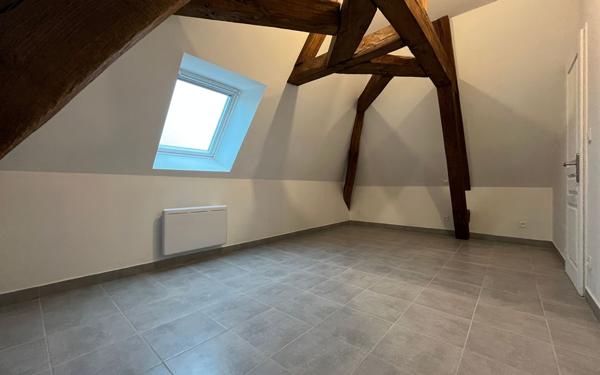 Appartement à louer    3 pièces • 81,88 m2 Rugles