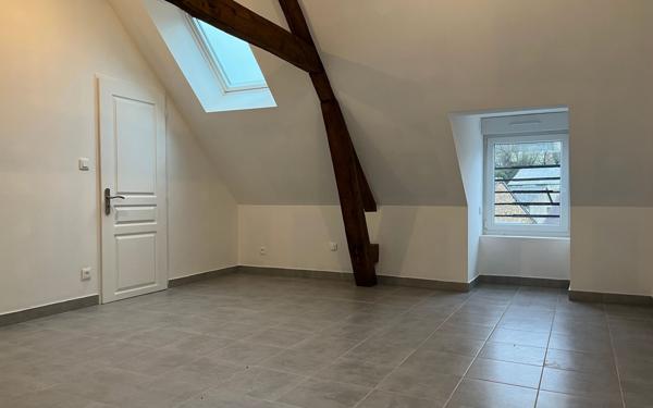 Appartement à louer    3 pièces • 81,88 m2 Rugles