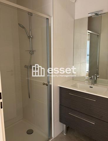 Location Appartement 4 pièces 89.36 m² - Courbevoie 92400