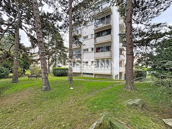 Appartement Antony 4 pièces 81 m2 + trois balcons+ cave + parking + coulée verte