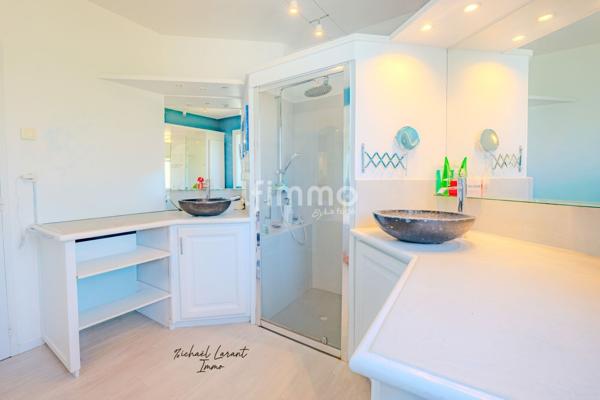 Maison familiale 4 chambres- au Calme