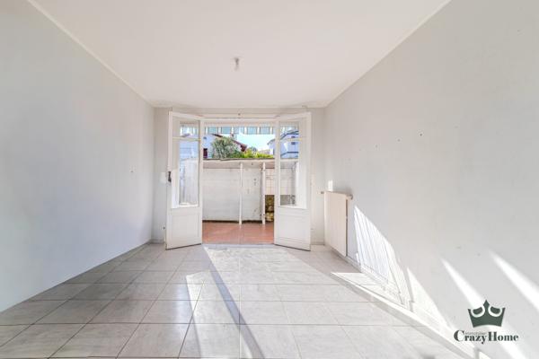 Appartement
                                                                                                                                                                                                                                                                                                                        4 pièce(s)                                                                                                                                                                                                          3 chambre(s)                                                                                                                                                                                                          82.6  m²