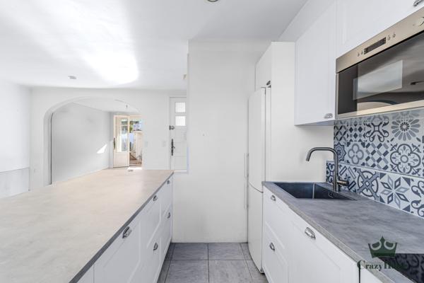 Appartement
                                                                                                                                                                                                                                                                                                                        4 pièce(s)                                                                                                                                                                                                          3 chambre(s)                                                                                                                                                                                                          82.6  m²